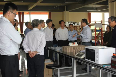 面對面的交流指導--河北省分析儀器技術學會專家組到訪海能